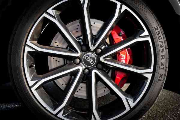 Rent Black brand new Audi Q3 2021 model, REF-89 in Dubai