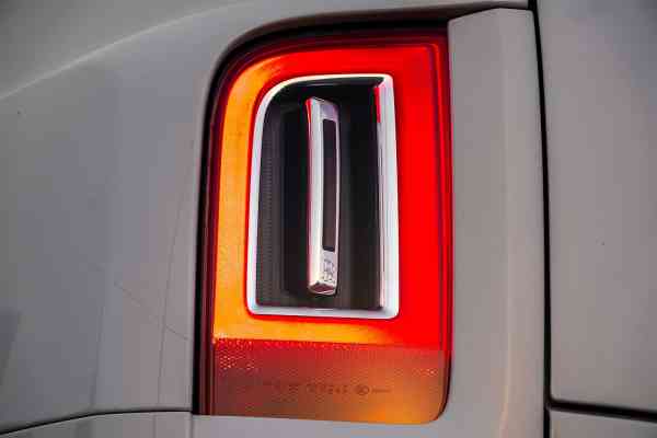 Аренда Роллс Ройс Куллинан 2021 года в Дубае, REF-107