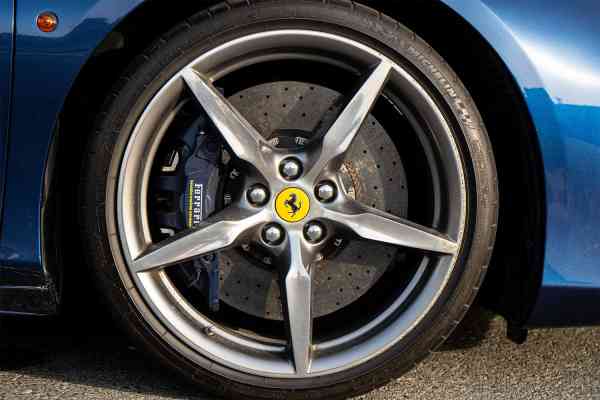 Rent Blue Ferrari 488 2018 model, REF-96 in Dubai