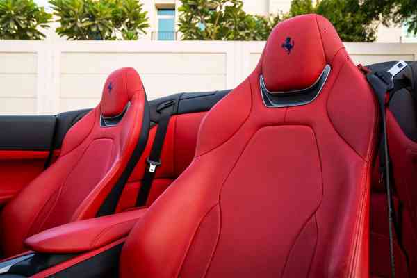 rent Ferrari Portofino in Dubai