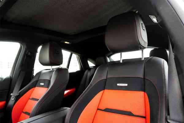 Rent White brand new Mercedes-Benz GLE 2021 model, REF-103 in Dubai