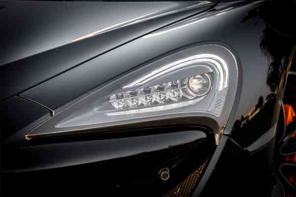 Аренда МакЛарен 570С 2019 года в Дубае, REF-164