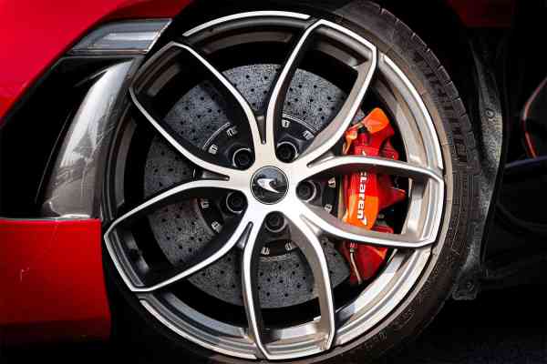 Rent Red brand new McLaren 720S 2021 model, REF-182 in Dubai