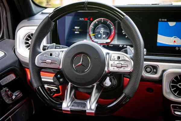 Аренда Мерседес Бенз Г63 2021 года в Дубае, REF-86