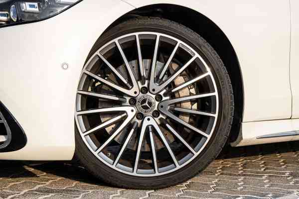 Rent White brand new Mercedes-Benz S-Class 2021 model, REF-178 in Dubai