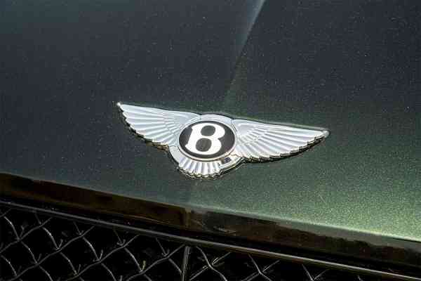 Rent Green Bentley Bentayga GTC in Dubai