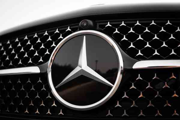 Мерседес Бенз Ц300 - 2022 года