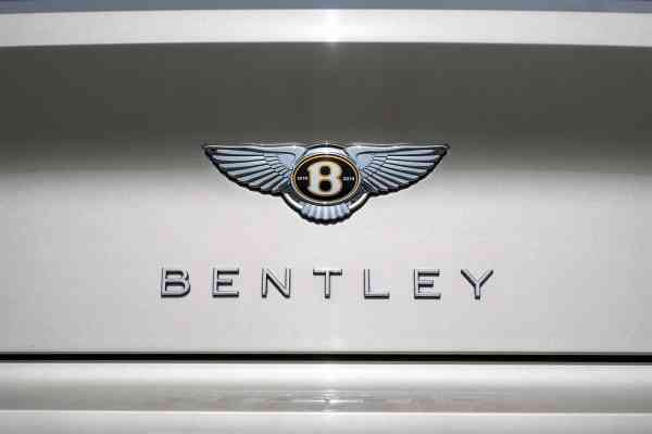 Rent Silver Bentley Continental GT 2021 model, REF-92 in Dubai