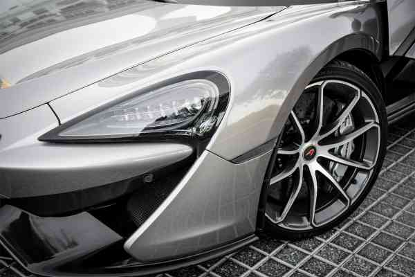 Аренда МакЛарен 570С 2018 года в Дубае, REF-130