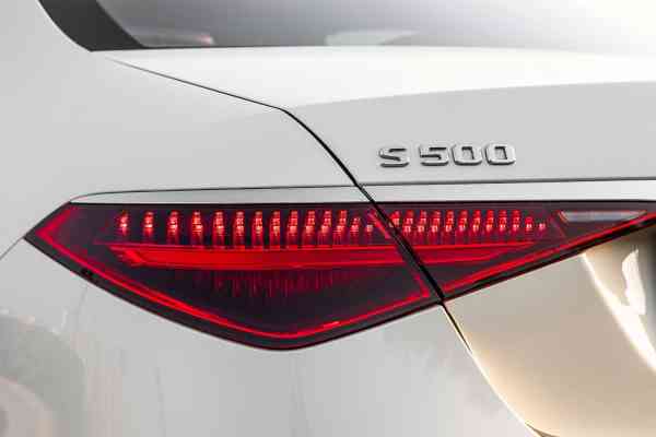 Rent White brand new Mercedes-Benz S-Class 2021 model, REF-178 in Dubai