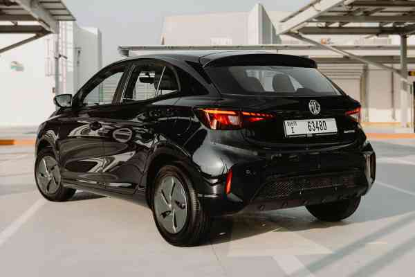 Rent MG 3 in Dubai
