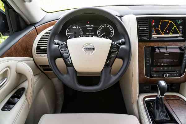 Аренда Ниссан Патрол 2021 года в Дубае, REF-55