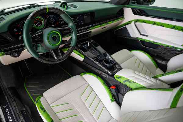 Уникальный карбоновый Porsche Stinger GTR 1/7 доступен в аренду в Дубае