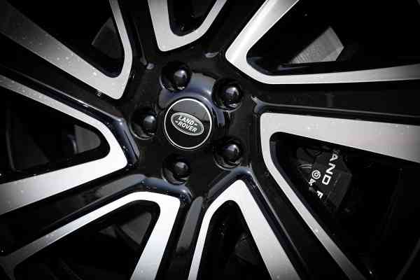 Latest Range Rover Vogue is ready for your trip