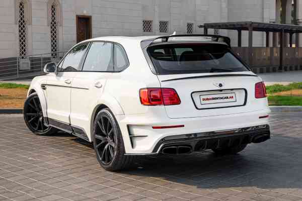 Аренда Бентли Бентейга 2020 года в Дубае, REF-151