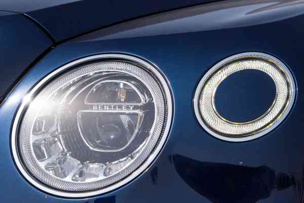 Аренда Бентли Бентейга 2020 года в Дубае, REF-91