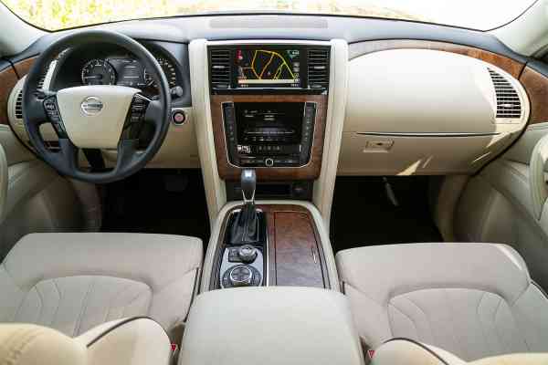 Аренда Ниссан Патрол 2021 года в Дубае, REF-55