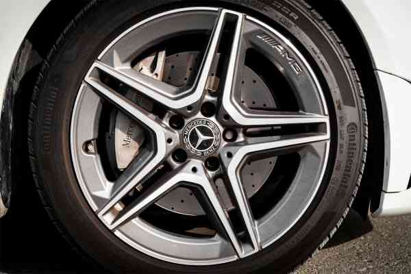 Аренда Мерседес Бенз Ц Класса 2021 года в Дубае, REF-101