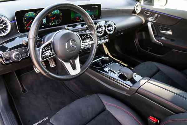 Аренда Мерседес Бенз А класса 2021 года в Дубае, REF-52