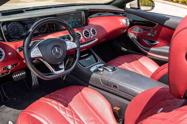 Rent White unique Mercedes-Benz S-Class 2018 model, REF-27 in Dubai