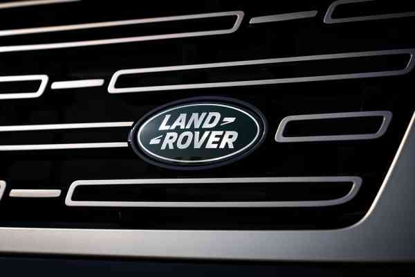 Latest Range Rover Vogue is ready for your trip