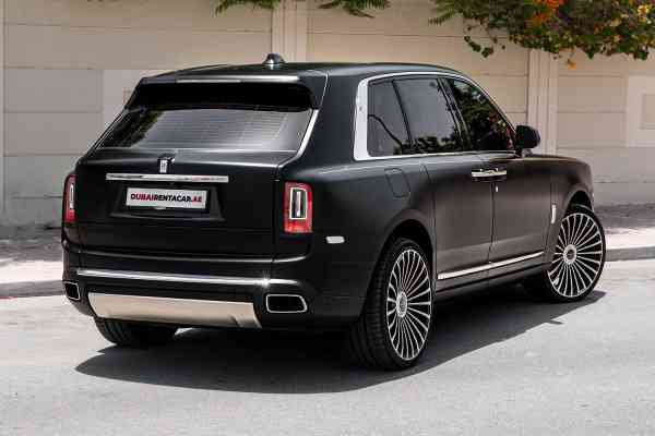 Аренда Роллс Ройс Куллинан 2021 года в Дубае, REF-58