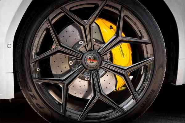 Rent White unique, brand new Lamborghini Urus 2020 model Novitec , REF-140 in Dubai