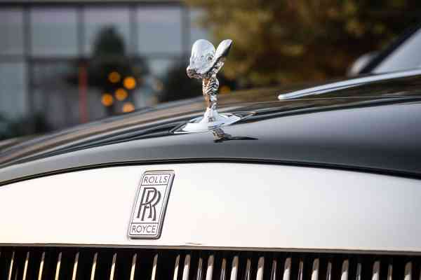 Rent Green brand new, unique Rolls Royce Dawn 2019 model, REF-77 in Dubai