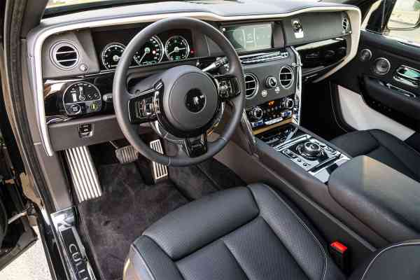 Rent Black special edition Rolls Royce Cullinan 2020 model, REF-165 in Dubai