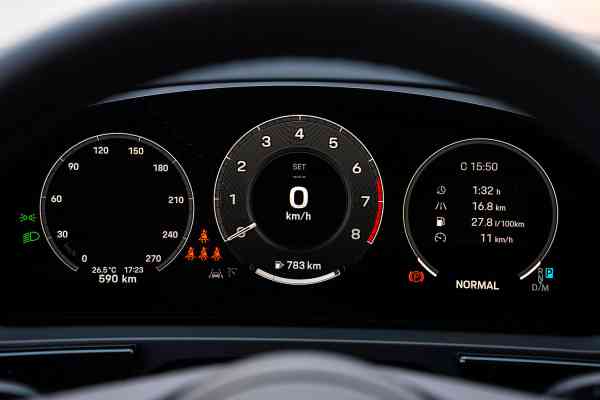 Порш Кайен доступен в аренде в Дубае