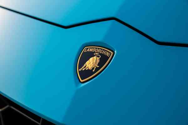 Rent Baby Blue Lamborghini Urus 2023 model in Dubai