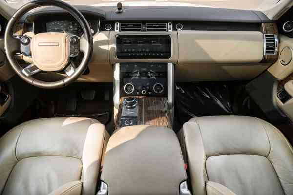 Rent White Range Rover Vogue 2021 model, REF-16 in Dubai
