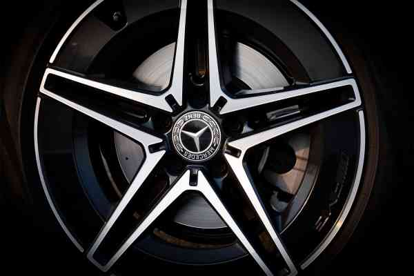 Аренда Мерседес Бенз Ц300 в новом кузове