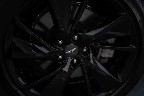 Rent black Genesis G70 in Dubai