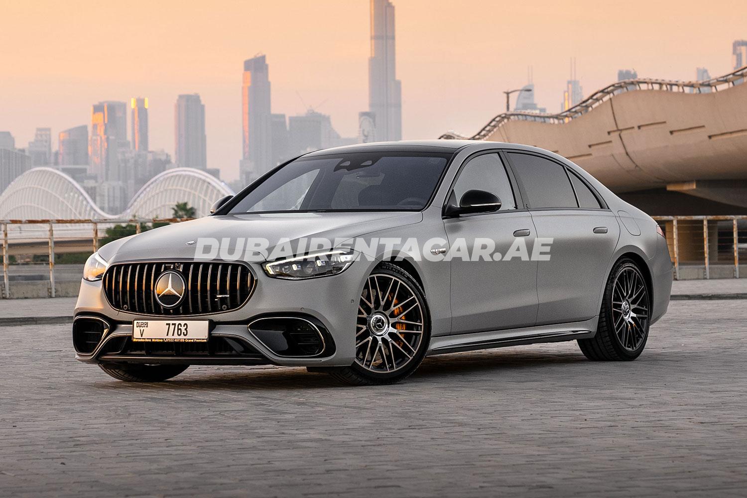 Арендовать уникальный Mercedes-Benz S63 Edition 1 в Дубае