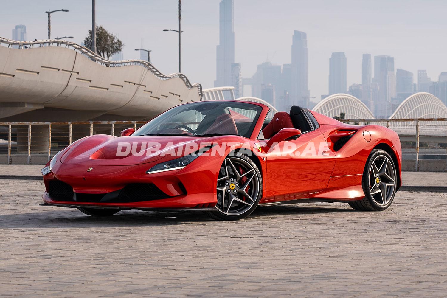 Аренда красного Феррари F8 Spider в Дубае