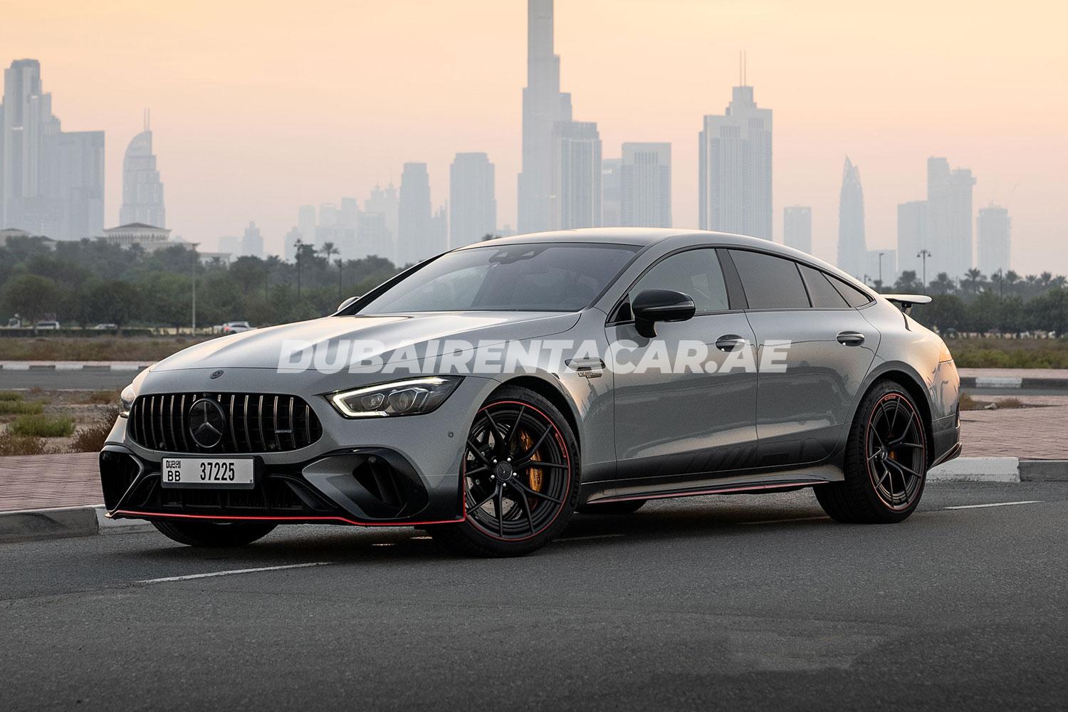 Арендуйте уникальный Mercedes-Benz AMG GT 63 F1 Performance в Дубае