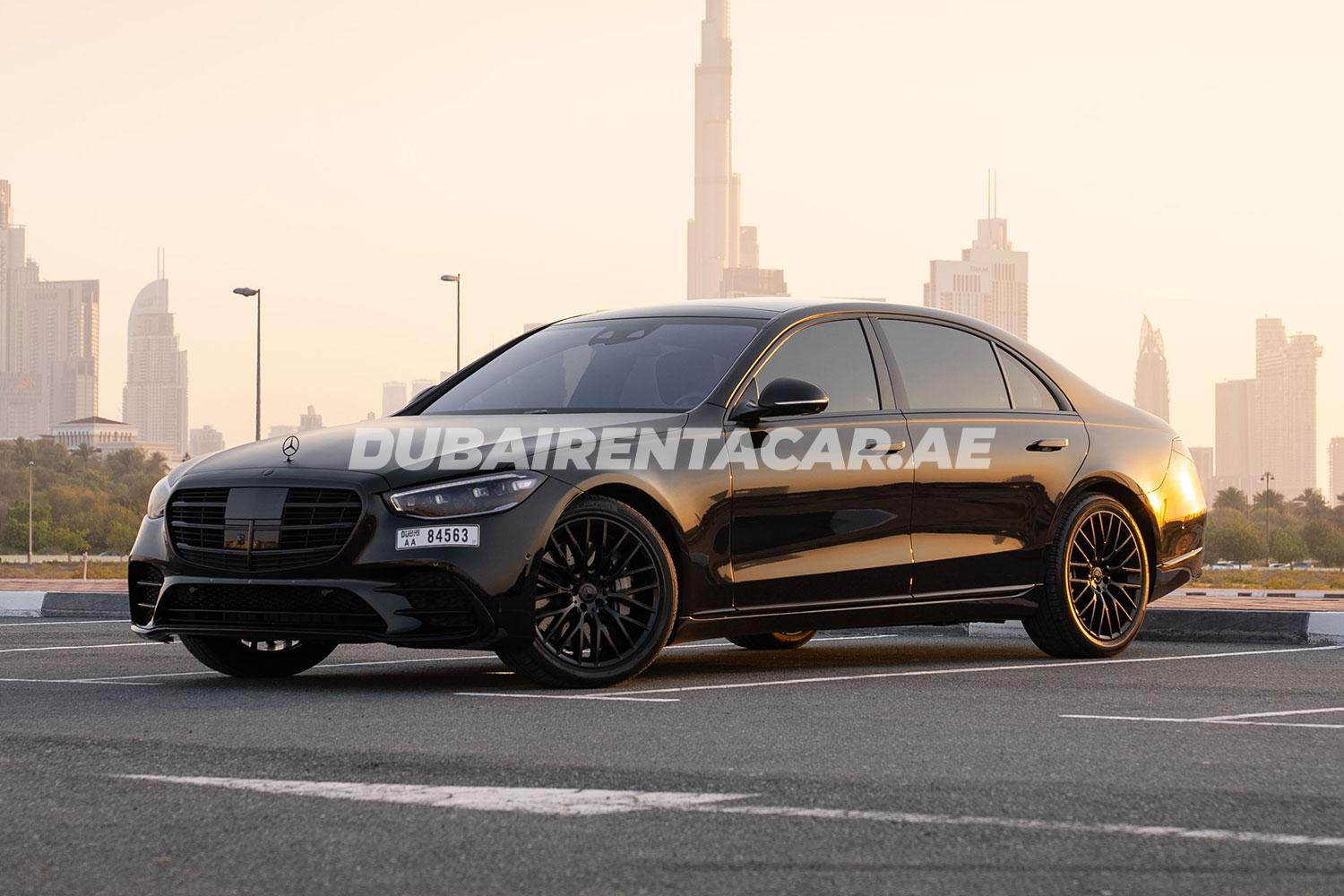 Luxury Black Mercedes-Benz S580 available for rent in Dubai