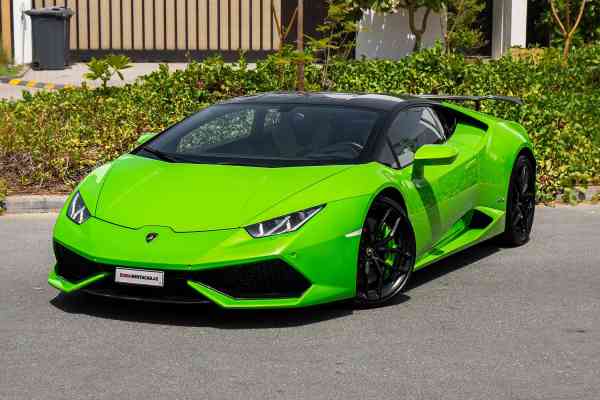 Rent Green Lamborghini Huracan in Dubai, ID-212 | Dubai Rent A Car