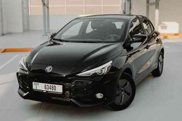 Rent MG 3 in Dubai